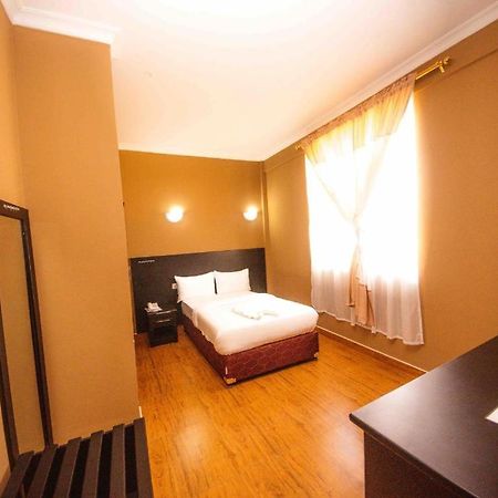Panone Hotel Boma Boma la Ngombe Exteriér fotografie